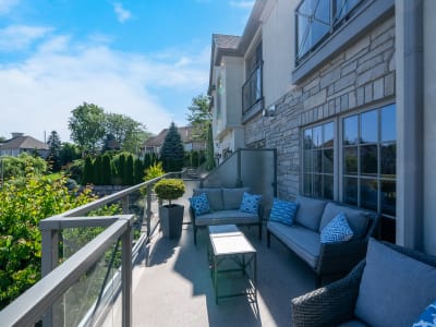 Luxury estate at 19 Lake Street unit 18, Grimsby, ON — photo 27