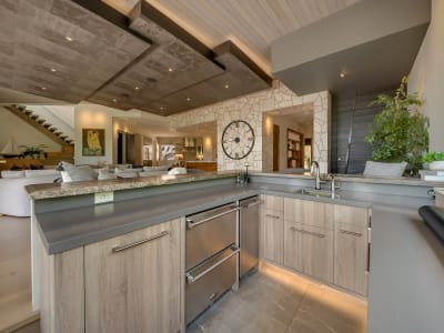 Luxury estate at 732 Highpointe Place, Kelowna, BC — photo 9