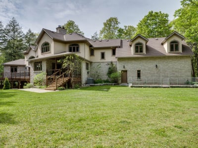 Luxury estate at 1105 Dalkab Crescent, Innisfil — photo 3
