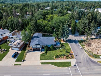 Luxury estate at 13615 Buena Vista Road Northwest, Edmonton, AB — photo 2