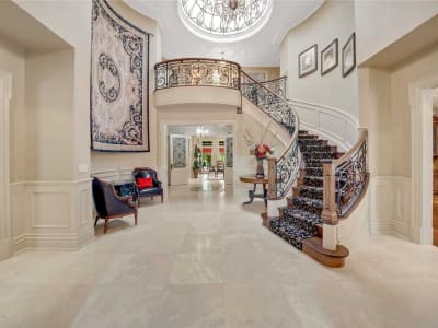 Luxury estate at 76 Scotch Valley Drive, King City — photo 10
