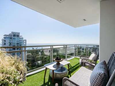 Luxury estate at 15152 Russell Avenue, White Rock, BC — photo 9