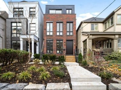 Luxury estate at 72 Woburn Avenue, Toronto, ON — photo 2