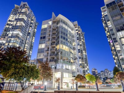 Luxury estate at 1111 Marinaside Crescent #1501, Vancouver, BC — photo 15