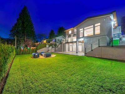 Luxury estate at 4399 Highland Boulevard, North Vancouver, BC — photo 11
