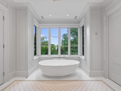 Luxury estate at 221 Dunvegan Road, Toronto, ON — photo 10