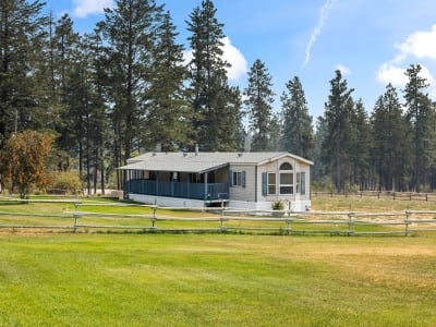 Luxury estate at 5090 Mackinnon Road, Peachland, BC — photo 9