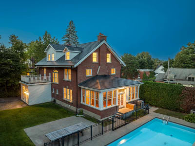 Luxury estate at 427 Rue Victoria, Sherbrooke, QC — photo 4