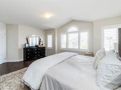 Luxury estate at 8 Pavel Place, Hamilton, ON — photo 13