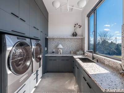 Luxury estate at 2 Allen Manor, Markham, ON — photo 16
