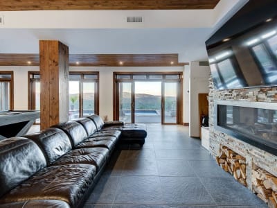 Luxury estate at 280 Rue de la Grande-Corniche, Sainte-Adele — photo 20