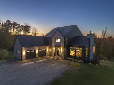 Luxury estate at 12 Chemin des Montagnards, Potton, QC — photo 1