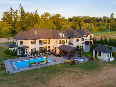 Luxury estate at 687 204 Street, Langley Township, BC — photo 26
