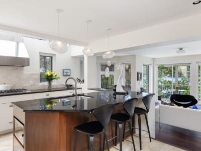 Luxury estate at 7090 Brentwood Drive, Brentwood Bay, BC — photo 5