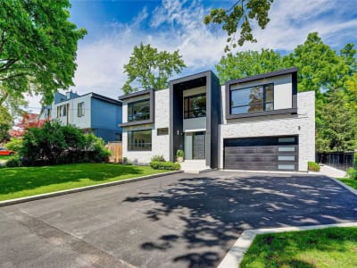 Luxury estate at 53 Royalavon Crescent, Toronto — photo 2