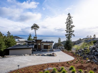 Luxury estate at Sooke, BC — photo 1