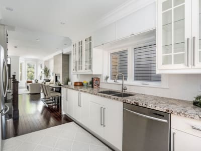 Luxury estate at 38 Wyndham Street, Toronto, ON — photo 10