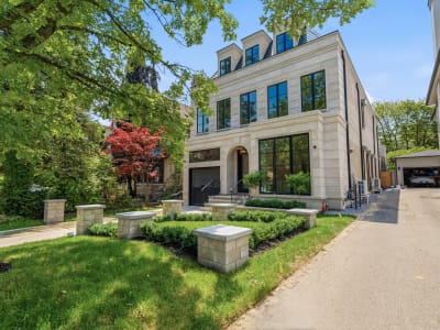 Luxury estate at 204 Forest Hill Road, Toronto, ON — photo 3