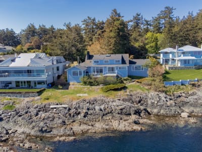 Luxury estate at 3985 Tudor Ave, Saanich — photo 2