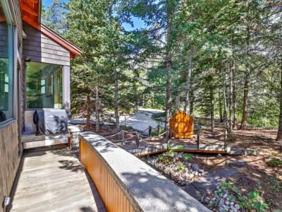 Luxury estate at 34 Juniper Ridge, Canmore — photo 13