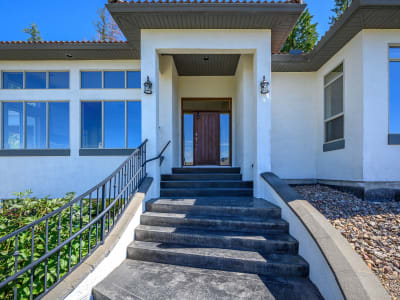 Luxury estate at 200 Melrose Court, Vernon, BC — photo 4