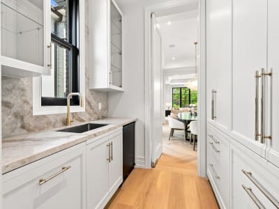 Luxury estate at 204 Forest Hill Road, Toronto, ON — photo 16