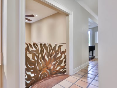 Luxury estate at 5570 McFarren Boulevard, Mississauga, ON — photo 5
