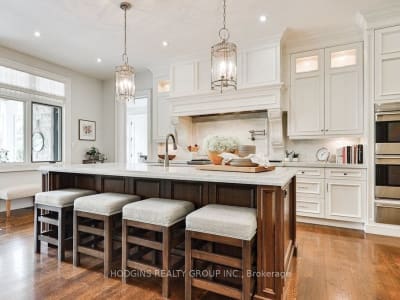 Luxury estate at 1372 Aldo Drive, Mississauga, ON — photo 5