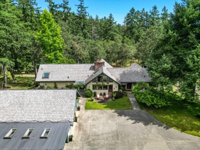 Luxury estate at 4740 Beaverdale Road, Victoria, BC — photo 23