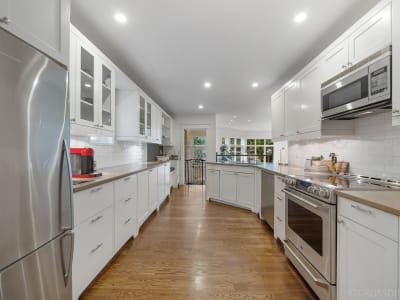 Luxury estate at 43 Sherwood Avenue, Toronto, ON — photo 10