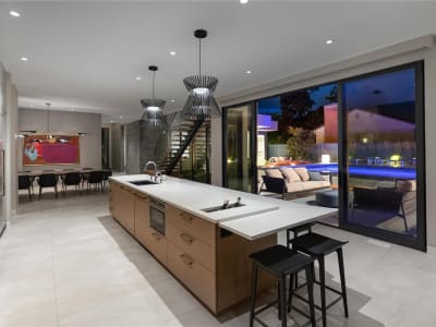 Luxury estate at 340 Robin Way, Kelowna — photo 6