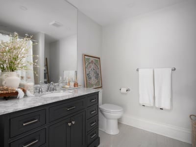 Luxury estate at 2 Vanvalley Drive, Whitchurch-Stouffville, ON — photo 14
