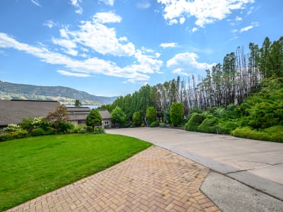 Luxury estate at 7994 Tronson Road, Vernon, BC — photo 43