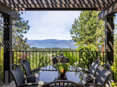 Luxury estate at 983 Westpoint Drive, Kelowna, BC — photo 21