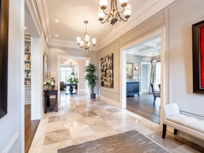 Luxury estate at 20 Cluny Drive, Toronto, ON — photo 3