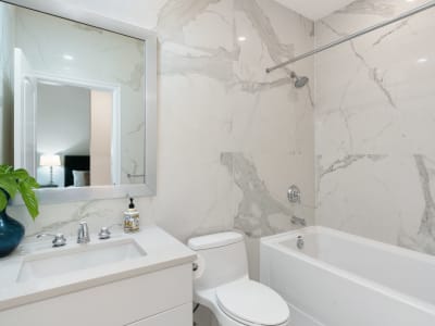 Luxury estate at PH3 175 Victory Ship Way, North Vancouver, BC — photo 28
