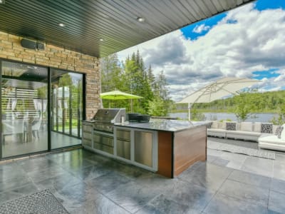 Luxury estate at 143 Ch des Quatorze-Iles, Saint-Hippolyte — photo 19