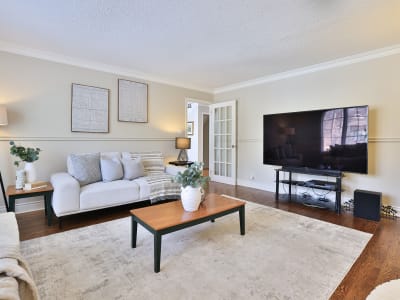 Luxury estate at 1244 Woodland Avenue, Mississauga, ON — photo 13