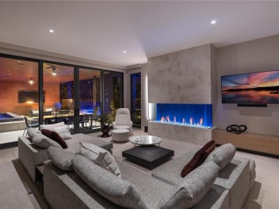 Luxury estate at 340 Robin Way, Kelowna — photo 8