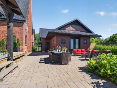 Luxury estate at 45 McMurray Street, Bracebridge, ON — photo 21