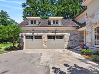 Luxury estate at 1396 Crescent Road, Mississauga, ON — photo 3