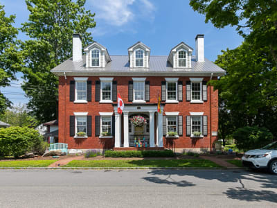 Luxury estate at 142 Queen Street, St. Andrews, NB — photo 3