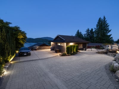 Luxury estate at 586 - 588 North Fletcher Road, Gibsons, BC — photo 45
