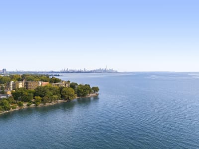 Luxury estate at 1 Lake Shore Drive, Toronto, ON — photo 40