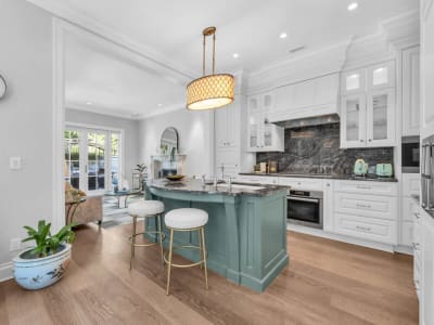 Luxury estate at 4348 Erwin Drive, West Vancouver, BC — photo 7