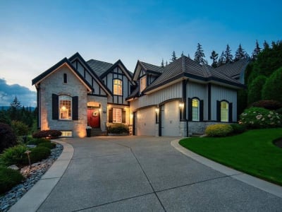 Luxury estate at 136 Deerview Lane, Anmore, BC — photo 1