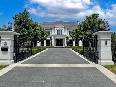 Luxury estate at 88 Forest Heights Boulevard, Toronto — photo 1