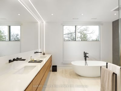 Luxury estate at 30 Edenbrook Hill, Etobicoke, ON — photo 14