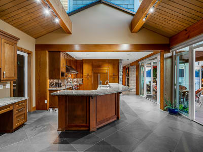 Luxury estate at 8035 Pasco Road, West Vancouver, BC — photo 7
