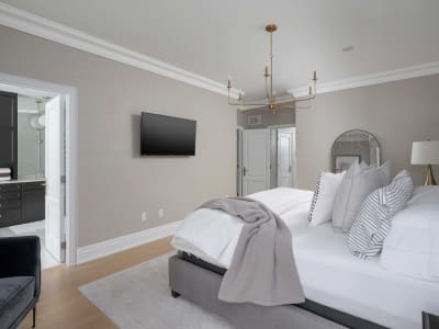 Luxury estate at 253 Hanover Street, Oakville, ON — photo 18